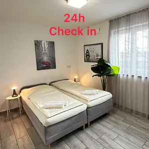 Maison d'hôtes Modern Living Kueche Netflix Inklusive Lage, Nuremberg